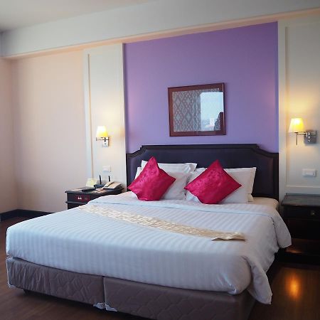 Charoen Thani Hotel, Khon Kaen Extérieur photo