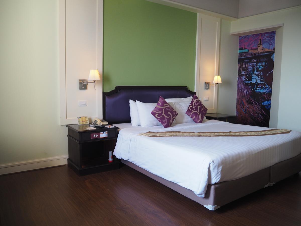 Charoen Thani Hotel, Khon Kaen Extérieur photo